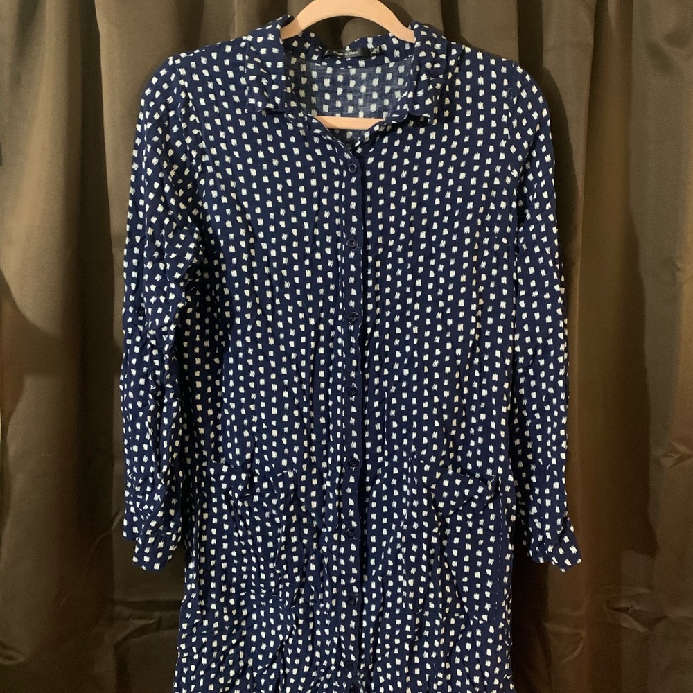 Doe & Rae large blue and white